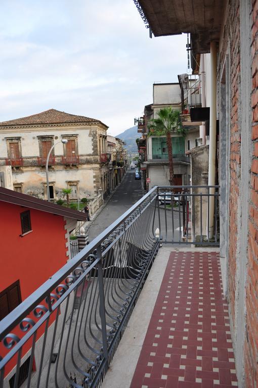 Casa Catena Francavilla di Sicilia Rum bild
