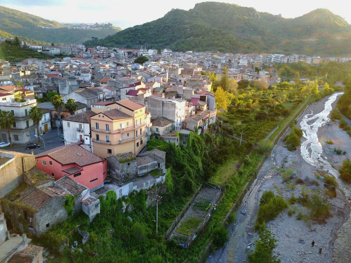 Casa Catena Francavilla di Sicilia Exteriör bild