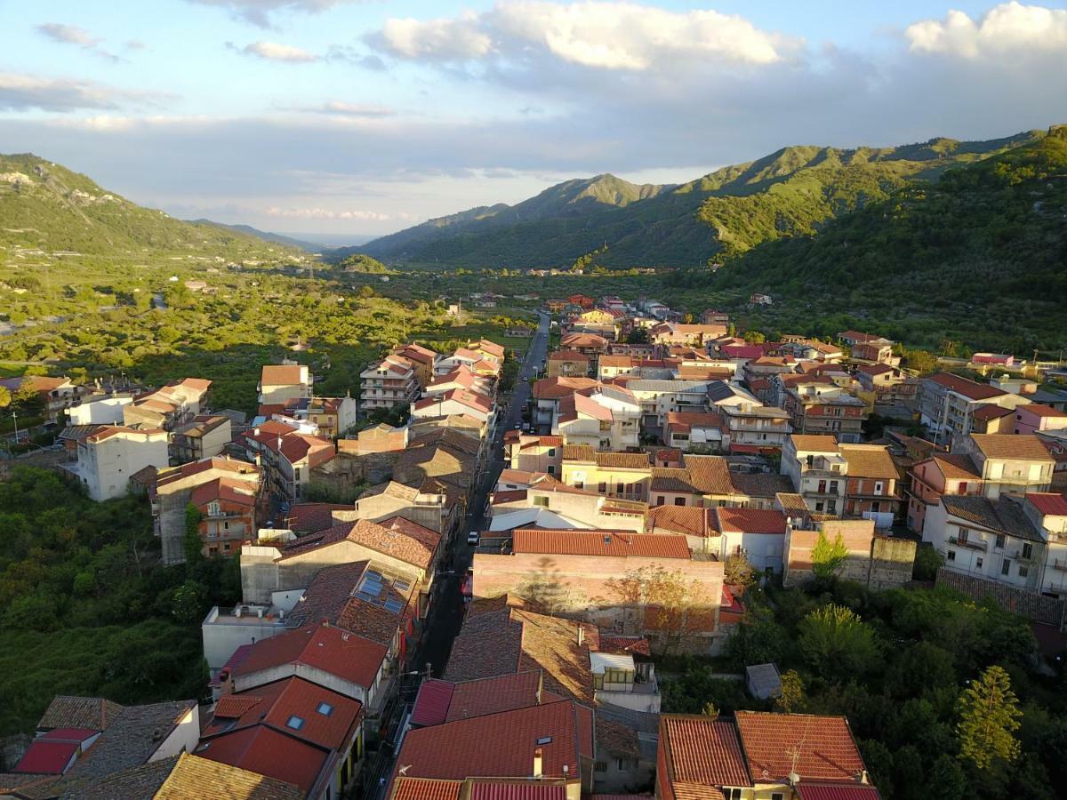 Casa Catena Francavilla di Sicilia Exteriör bild