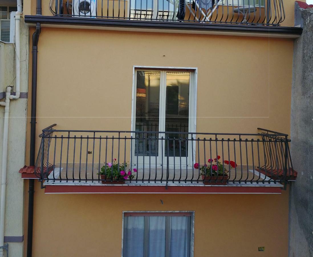Casa Catena Francavilla di Sicilia Exteriör bild